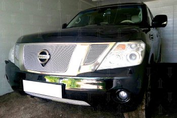 4 299 р. Защитная сетка в бампер (низ, ячейка 4х10 мм) Стрелка11 Премиум  Nissan Patrol  6 (2010-2014) Y62 дорестайлинг (Хром)  с доставкой в г. Кемерово. Увеличить фотографию 4