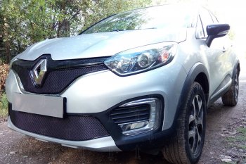 4 649 р. Защитная сетка в бампер (низ, ячейка 4х10 мм) Стрелка11 Премиум Renault Kaptur рестайлинг (2020-2025) (Чёрная)  с доставкой в г. Кемерово. Увеличить фотографию 2