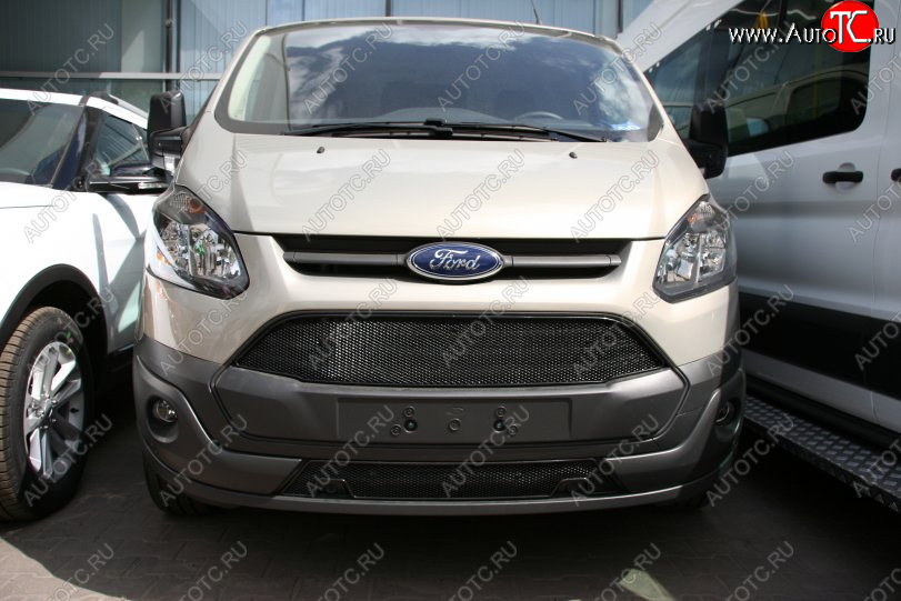 5 999 р. Сетка на бампер внешняя для FORD Tourneo Custom 2014-2017, 2 шт., черн., 15 мм, для автомобилей с передним парктроником  Форд Турнео коннект Arbori 01-170814-151  с доставкой в г. Кемерово