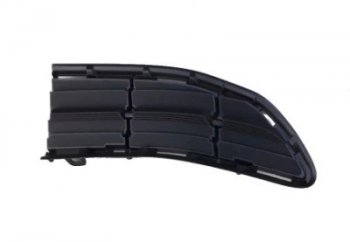 Левая вставка воздухозаборника переднего бампера (пр-во Китай) BODYPARTS Toyota RAV4  XA40 (2012-2015) 5 дв. дорестайлинг