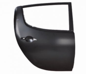 Правая дверь задняя BodyParts Mitsubishi (Митсубиси) L200 (л)  4 (2006-2014) 4  дорестайлинг