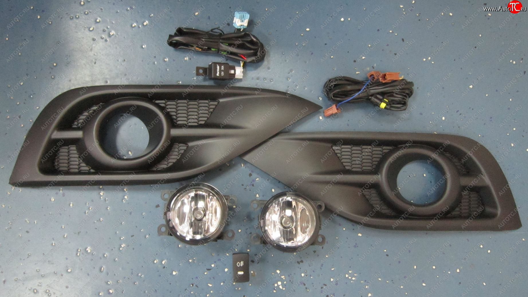 6 949 р. CR-V ФАРА ПРОТИВОТУМ Л+П (КОМПЛЕКТ) С РЕШЕТК , С ПРОВОДК И КНОПКОЙ BODYPARTS hdcrv12-073-n  с доставкой в г. Кемерово