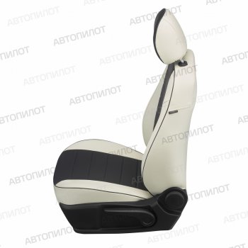 8 249 р. Чехлы сидений (Comfort, экокожа) Автопилот Ford Focus 2 хэтчбэк 3 дв. дорестайлинг (2004-2007) (белый/черный)  с доставкой в г. Кемерово. Увеличить фотографию 4
