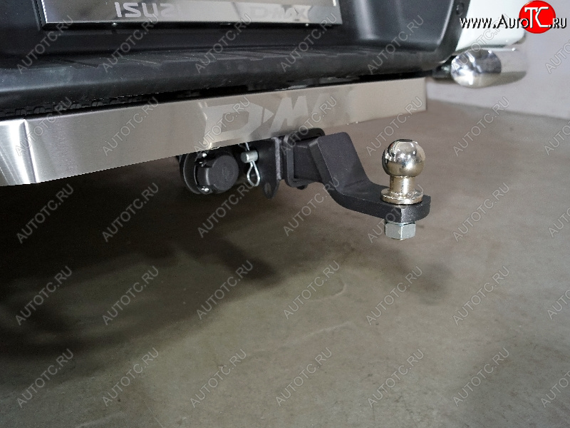 23 999 р. Фаркоп (тягово-сцепное устройство) TCC Тюнинг  Isuzu D-Max  RG (2020-2023) DoubleCab (оцинкованный, шар E нержавейка, надпись D-MAX)  с доставкой в г. Кемерово