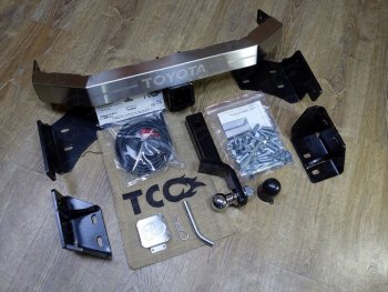 Фаркоп (тягово-сцепное устройство) TCC Тюнинг Toyota Fortuner  AN160 (2020-2025) рестайлинг (оцинкованный, крюк Е, надпись Toyota)