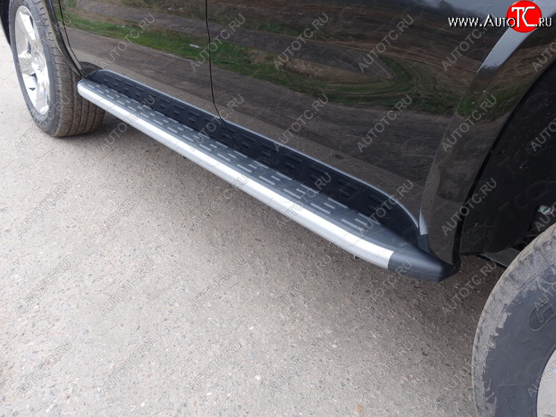 21 999 р. Пороги алюминиевые с пластиковой накладкой, ТСС Тюнинг  Chevrolet Tahoe  K2UC (2014-2021) (карбон серебро)  с доставкой в г. Кемерово