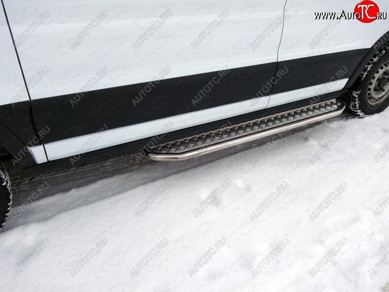 20 849 р. Правый порог с площадкой укороченный d 42,4 мм ТСС Тюнинг  Ford Transit (2014-2022) цельнометаллический фургон (серые)  с доставкой в г. Кемерово