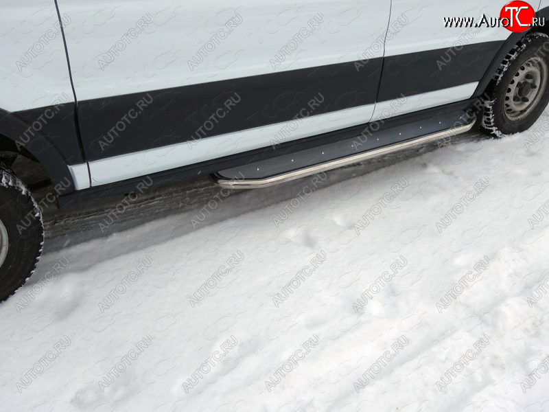 25 499 р. Правый порог с площадкой (укороченный) d42,4 мм ТСС Тюнинг  Ford Transit (2014-2022) цельнометаллический фургон (нержавеющий лист)  с доставкой в г. Кемерово