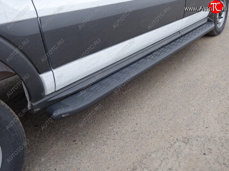 15 699 р. Левый порог алюминиевый с пластиковой накладкой, ТСС Тюнинг Ford Transit Connect (2013-2018) (карбон)  с доставкой в г. Кемерово