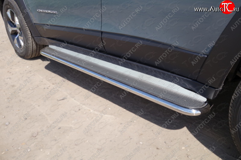 38 999 р. Пороги с площадкой (Trailhawk, нержавейка 42,4 мм) ТСС Тюнинг  Jeep Cherokee  KL (2014-2017) дорестайлинг (лист нержавейка)  с доставкой в г. Кемерово