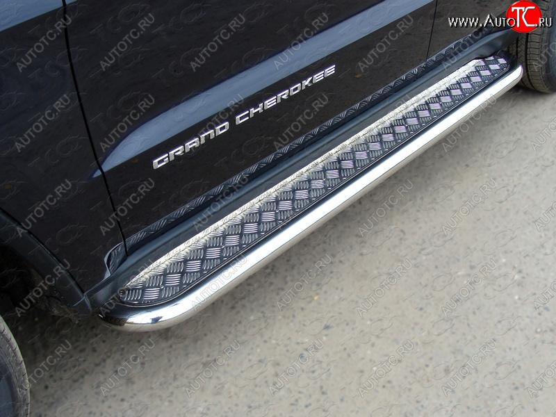 36 999 р. Пороги с площадкой 60,3 мм ТСС Тюнинг  Jeep Grand Cherokee  WK2 (2013-2018) 1-ый рестайлинг (серые)  с доставкой в г. Кемерово
