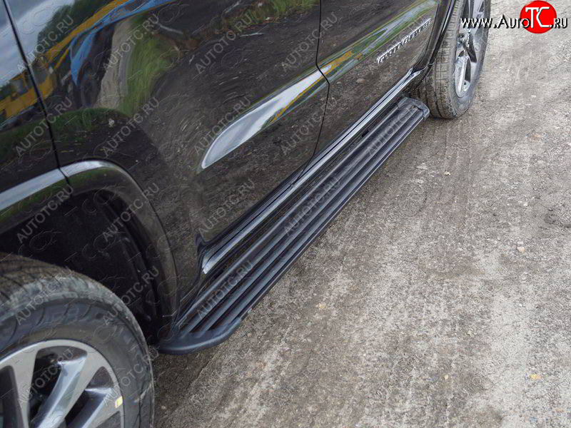 21 999 р. Пороги алюминиевые Slim Line ТСС Тюнинг  Jeep Grand Cherokee  WK2 (2013-2022) 1-ый рестайлинг, 2-ой рестайлинг (Black)  с доставкой в г. Кемерово