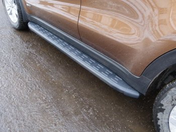 Пороги алюминиевые с пластиковой накладкой ТСС Тюнинг KIA Sportage  4 QL (2018-2022) рестайлинг (карбон черные)