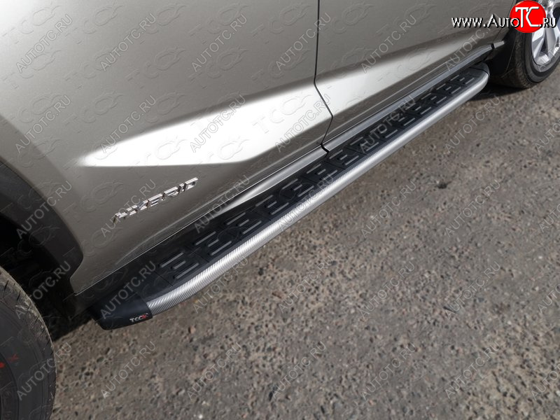 21 999 р. Пороги алюминиевые с пластиковой накладкой кроме F-Sport, ТСС Тюнинг  Lexus NX300h  Z10 (2014-2017) дорестайлинг (карбон серые)  с доставкой в г. Кемерово