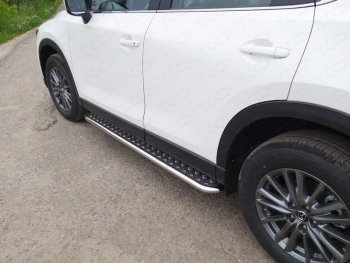 Пороги с площадкой 42,4 мм ТСС Тюнинг Mazda CX-5 KF (2016-2025) (серые)