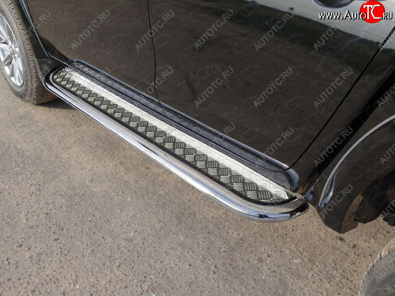 42 699 р. Пороги с площадкой 75х42 мм ТСС Тюнинг  Mitsubishi L200  5 KK,KL (2018-2022) рестайлинг (серые)  с доставкой в г. Кемерово