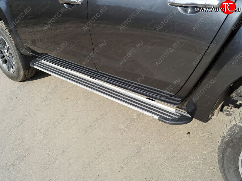 20 599 р. Пороги алюминиевые Slim Line ТСС Тюнинг Mitsubishi L200 5 KK,KL рестайлинг (2018-2022) (Silver)  с доставкой в г. Кемерово