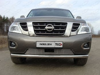 8 799 р. Декоративная вставка переднего бампера ТСС Тюнинг  Nissan Patrol  6 (2014-2017) Y62 рестайлинг (d 16 мм)  с доставкой в г. Кемерово. Увеличить фотографию 1