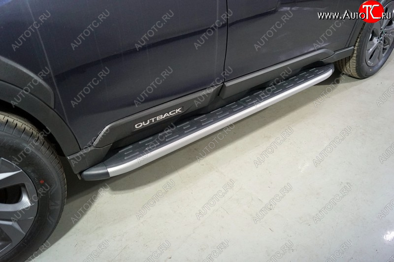 21 999 р. Пороги алюминиевые с пластиковой накладкой, ТСС Тюнинг  Subaru Outback  BT (2019-2025) универсал (карбон серебро)  с доставкой в г. Кемерово