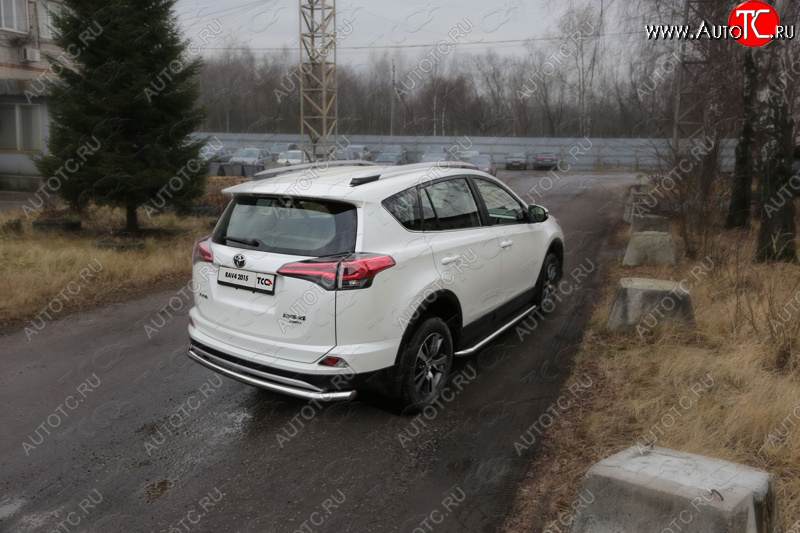 18 999 р. Защита задняя (центральная нержавейка 60,3 мм) ТСС Тюнинг  Toyota RAV4  XA40 (2015-2019) 5 дв. рестайлинг  с доставкой в г. Кемерово