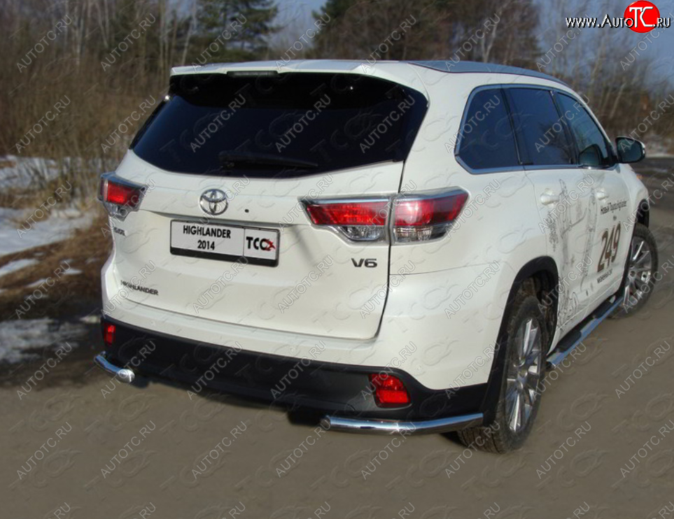 18 999 р. Защита заднего бампера (уголки, d60,3 мм) TCC  Toyota Highlander  XU50 (2013-2017) дорестайлинг  с доставкой в г. Кемерово