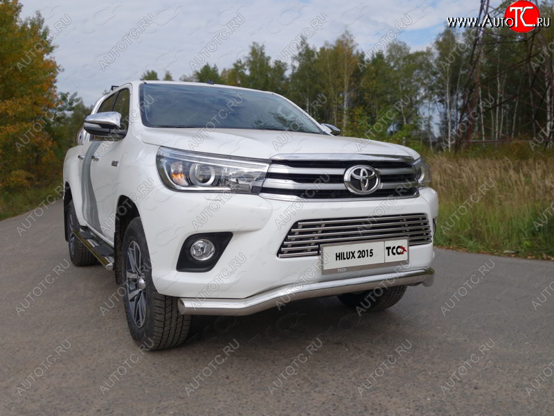 26 499 р. Защита переднего бампера кенгурин 76,1 мм ТСС Тюнинг Toyota Hilux AN120 дорестайлинг (2016-2020)  с доставкой в г. Кемерово
