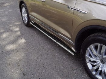 Пороги овальные с проступью 75х42 мм ТСС Тюнинг Volkswagen Touareg CR (2018-2025) (серые)