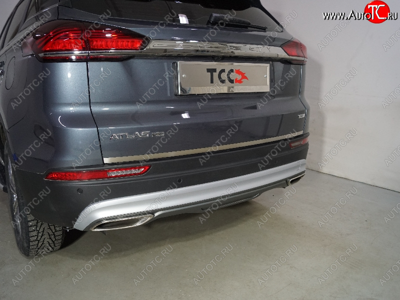 1 999 р. Накладка на заднюю дверь, ТСС Тюнинг  Geely Atlas Pro  NL3 (2019-2025) (Лист шлифованный)  с доставкой в г. Кемерово