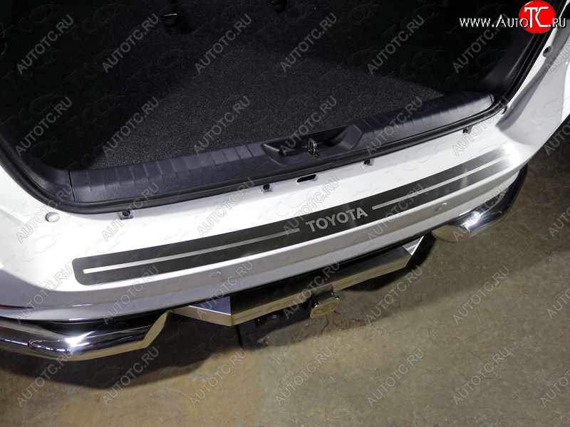 3 999 р. Накладка на задний бампер, ТСС Тюнинг  Toyota Fortuner  AN160 (2015-2020) дорестайлинг (лист шлифованный надпись Toyota)  с доставкой в г. Кемерово