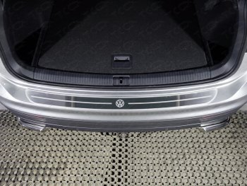 Накладка на задний бампер ТСС Тюнинг Volkswagen Tiguan  Mk2 (2016-2020) дорестайлинг (лист шлифованный логотип VW)