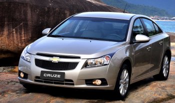 13 899 р. Капот GAMMA  Chevrolet Cruze ( J300,  J305) (2009-2015) седан дорестайлинг, хэтчбек дорестайлинг, седан рестайлинг, хэтчбек рестайлинг (Неокрашенный)  с доставкой в г. Кемерово. Увеличить фотографию 1