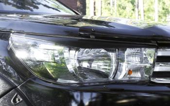 Накладки на передние фары (реснички) Русская Артель Toyota Hilux AN120 1-ый рестайлинг (2017-2020) (глянец под покраску)