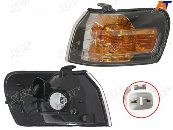 Габарит Toyota Corolla (E110) 95-97 (Слева чёрный) SAT ST-212-1592BL