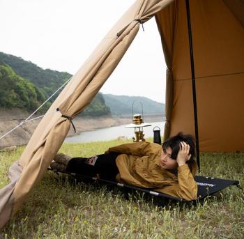 9 339 р. Раскладушка Naturehike XJC05, 190х65х15 см, до 150 кг, черная Naturehike nh20jj001-bl  с доставкой в г. Кемерово. Увеличить фотографию 6