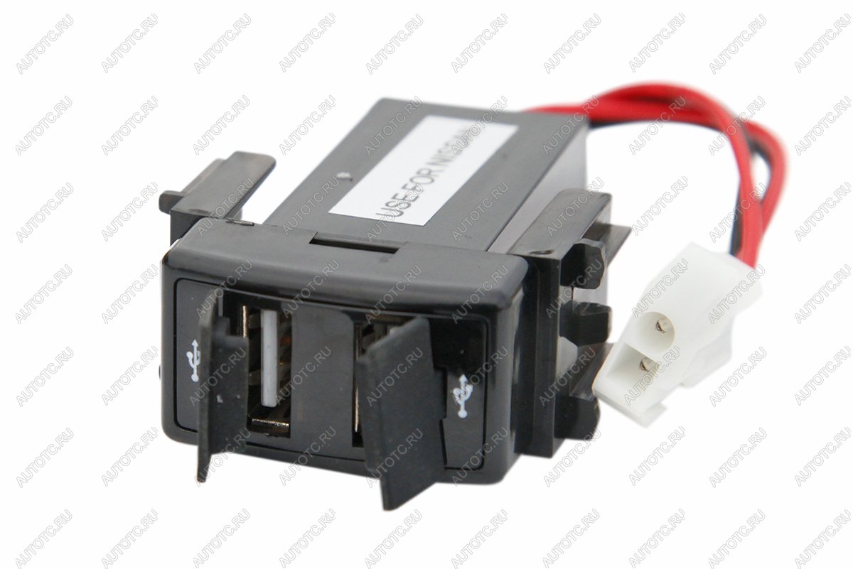 1 269 р. Розетка USB 3,1A для Nissan 35x13 РИФ rif22-4-1013100  с доставкой в г. Кемерово