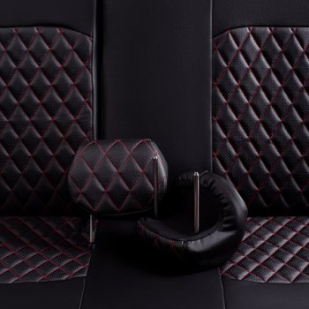 7 199 р. Комплект чехлов для сидений (РЗС 60/40, подлок., 3Г, Илана+Орегон) Lord Autofashion ТУРИН РОМБ  Chery Tiggo 7 PRO (2019-2025) (черный, вставка черная, строчка красная)  с доставкой в г. Кемерово. Увеличить фотографию 2