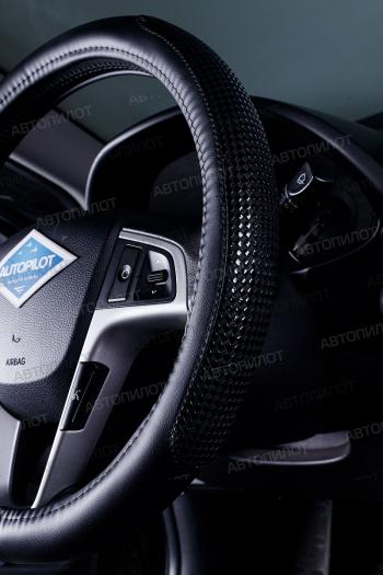 669 р. Оплётка на руль (37-39см BLW-001 кожзам ) Автопилот   (черный)  с доставкой в г. Кемерово. Увеличить фотографию 3