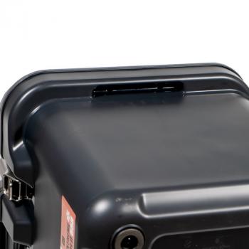 29 269 р. Термобокс IRIS HUGEL VACUUM COOLER BOX TC-40 Черный, 40 литров (55 часов)  vitc-40b  с доставкой в г. Кемерово. Увеличить фотографию 4