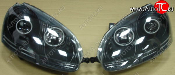29 399 р. GOLF {JETTA 05-10} ФАРА Л+П (КОМПЛЕКТ) ТЮНИНГ ЛИНЗОВАН С СВЕТЯЩ ОБОДК ДИОД С РЕГ.МОТОР (EAGLE EYES) ВНУТРИ ЧЕРН EAGLE EYES vwglf04-007b-n  с доставкой в г. Кемерово