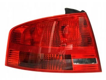 AUDI A4 ФОНАРЬ ЗАДН ВНЕШН ЛЕВ (EAGLE EYES) EAGLE EYES ai0a405-741-l