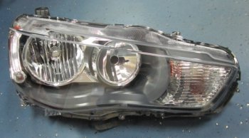 Фара правая BODYPARTS Mitsubishi Outlander  XL (2010-2013) (CW)  рестайлинг