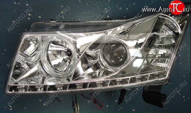 27 999 р. CRUZE ФАРА Л+П (КОМПЛЕКТ) ТЮНИНГ ЛИНЗОВАН (DEVIL EYES) С СВЕТЯЩ ОБОДК (SONAR) ВНУТРИ ХРОМ SONAR cvcrz09-002h-n  с доставкой в г. Кемерово