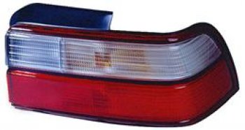Правый фонарь DEPO Toyota Corolla  E110 (1995-1997) седан рестайлинг