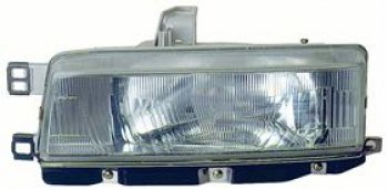 Левая фара BodyParts Toyota Corolla  E110 (1991-1995) седан дорестайлинг