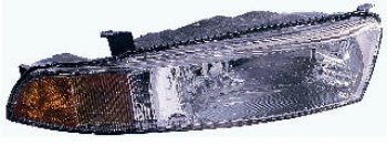Правая фара BodyParts Mitsubishi Galant  8 (1998-2005)  рестайлинг седан