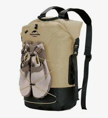 4 189 р. Рюкзак туристический Naturehike 30 л, ПВХ, хаки  nh21fsb04-kh30l  с доставкой в г. Кемерово. Увеличить фотографию 1