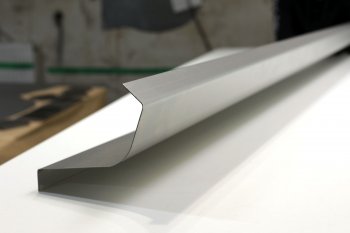 Левый ремонтный порог AUTOFERRUM Toyota Corolla  E120 (2000-2007) универсал дорестайлинг, универсал рестайлинг (Холоднокатаная сталь 1.2 мм)