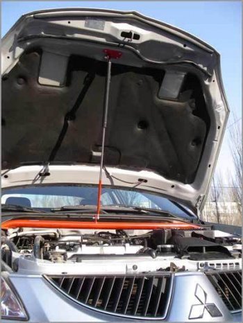 Упор капота Mitsubishi Lancer IX (2003-2007) ТехноМастер ТехноМастер 8231.5000.04