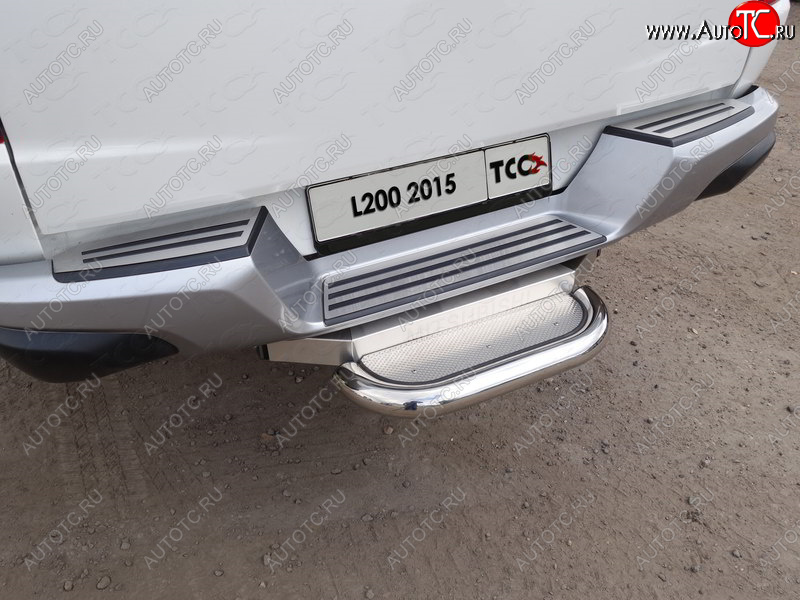 1 000 000 р.  ТСС Тюнинг MITSUBISHIL200 2015-2018 - Задняя подножка (нерж. лист) 60,3 мм (под фаркоп)  mitl2001531  с доставкой в г. Кемерово