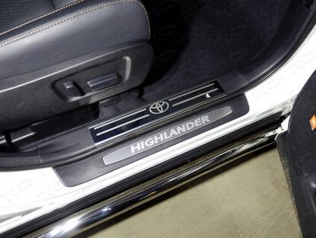 Накладки на пластиковые пороги (2шт) ТСС Тюнинг Toyota Highlander XU50 рестайлинг (2016-2020) (лист зеркальный логотип Toyota)